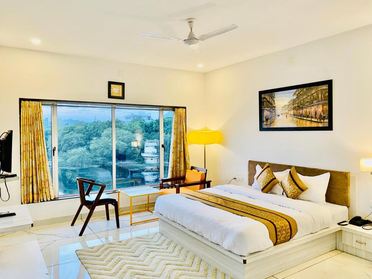 Jaydurg, A Lakehead Property At Pichola Lake By An Hotels 烏代浦 外观 照片